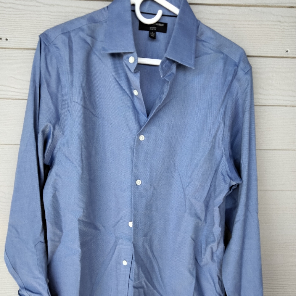 Long sleeve button down dress shirt